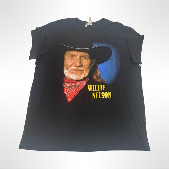 Willie Nelson 2022 tour double sided shirt.  Rare limited edition. Size XXL - Picture 2 of 2
